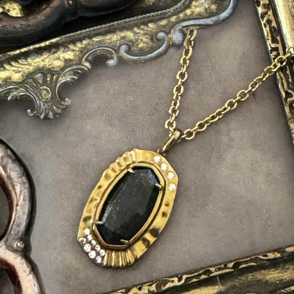 KENDRA SCOTT • Vintage Gold Anna Pyrite Necklace - Picture 4 of 4